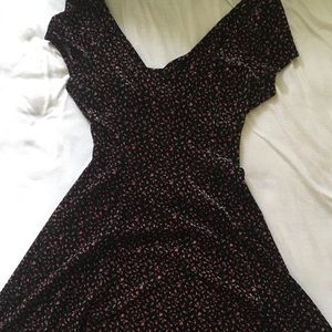 Cross Back Velvety Floral body con dress